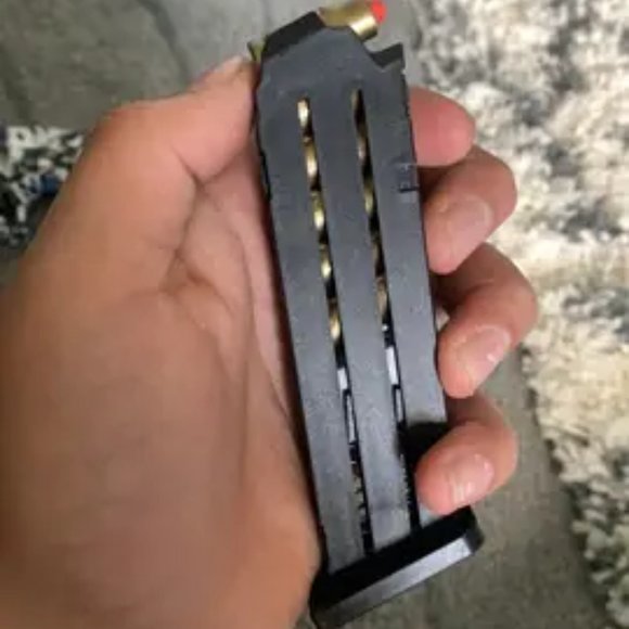 Foam Blasters & Guns Pistol With Foam Pellet Shell Ejecting - Picture 3 of 4